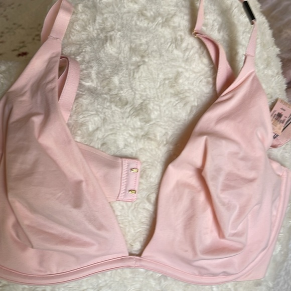 NWT VICTORIA SECRET Incredible Plunge Bra 36D Pink Unlined Underwired - Picture 7 of 11
